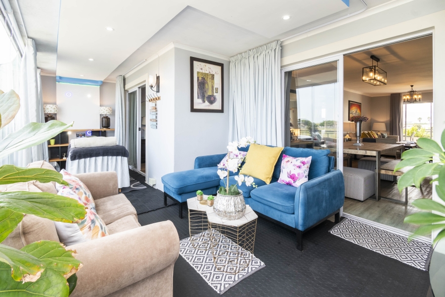 2 Bedroom Property for Sale in Royal Ascot Western Cape